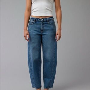 American Eagle Outfitters Stretch Barrel Jeans Size 00
